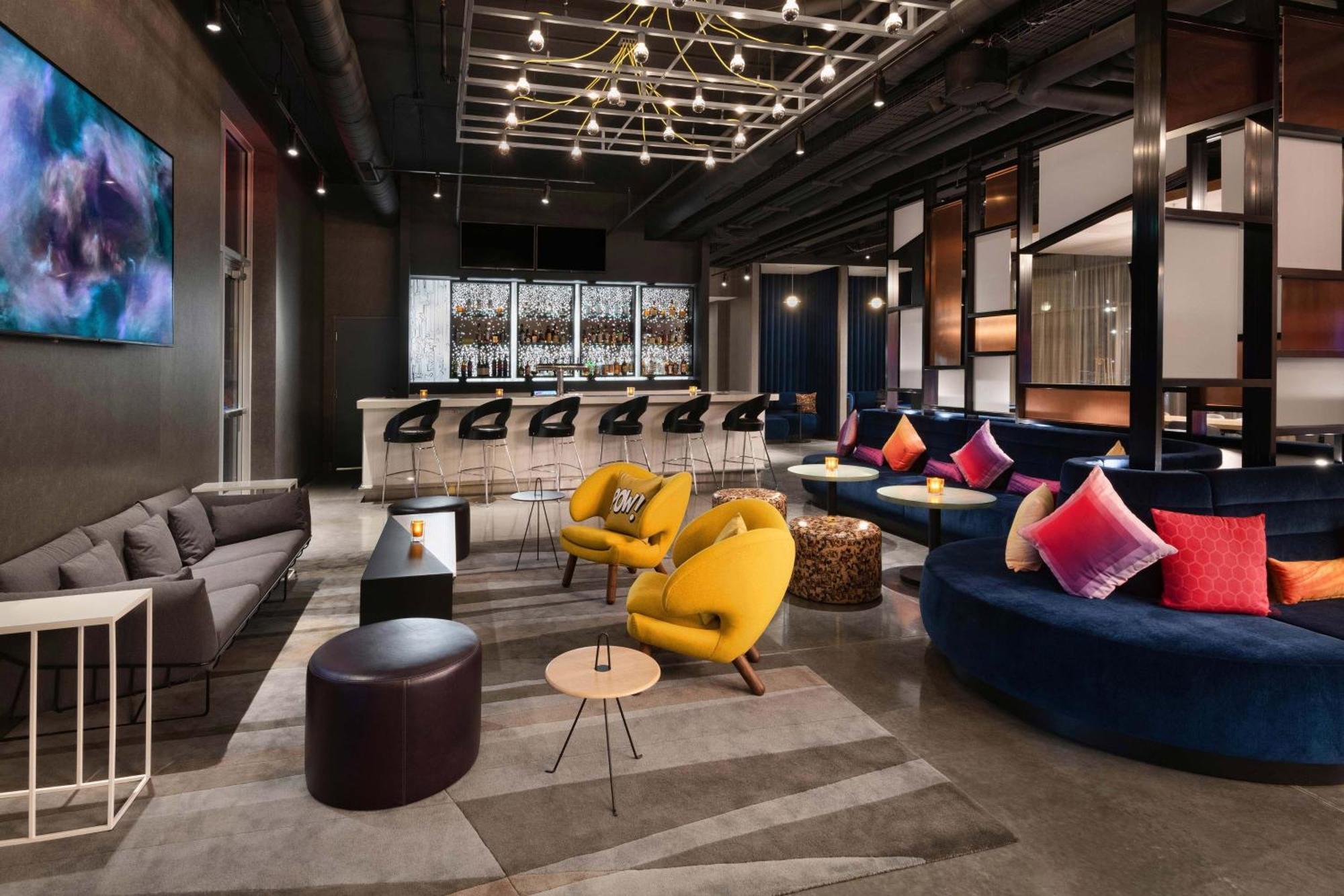 Aloft Cincinnati West Chester Exterior photo